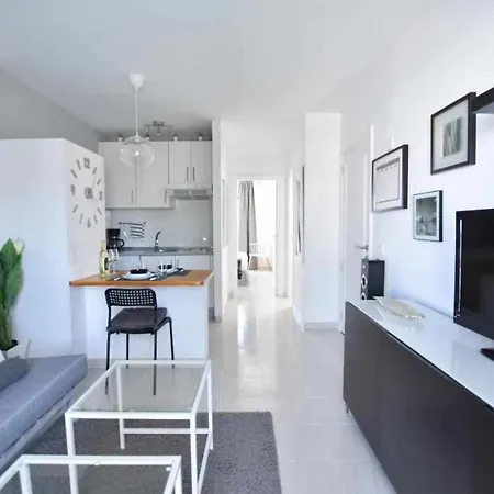 Appartement Holyhome White 201 *