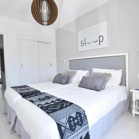Holyhome White 201 * Costa Teguise