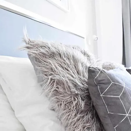 Appartement Holyhome White 201 *